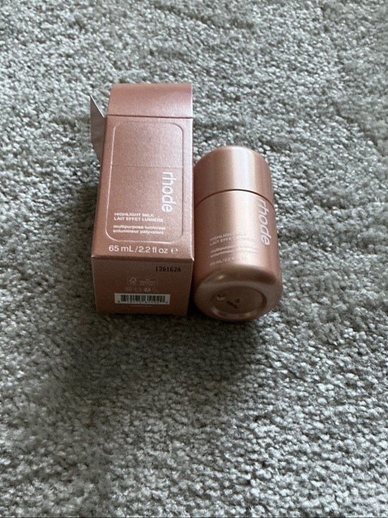 RHODE Other - RHODE Highlight Milk Liquid Highlighter - PearlyChampagne